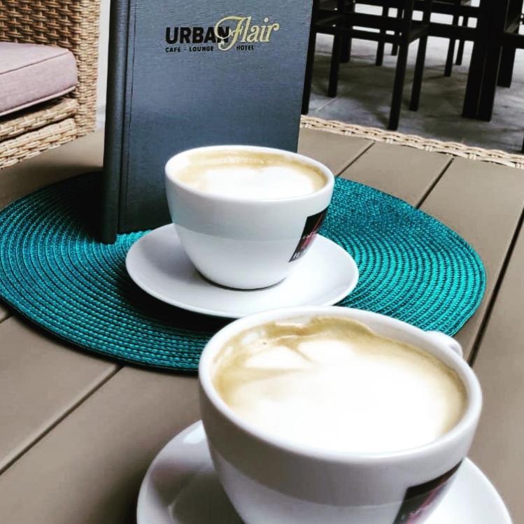 Urban Flair Hotel *