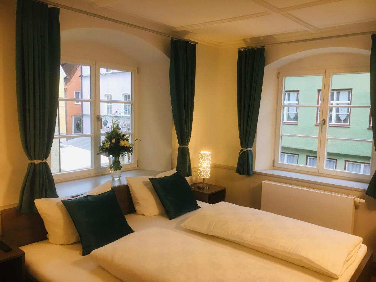 Urban Flair Hotel *